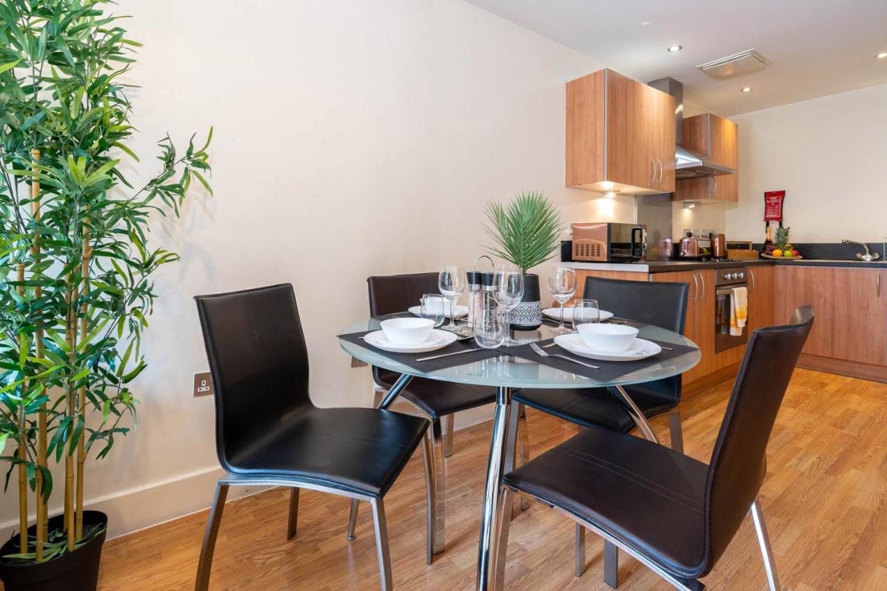 Haus City Centre Apartment - Arcadian - China Town - King Size Bed - Balcony - Parking - Top Rated Бірмінгем Екстер'єр фото